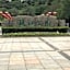 Yalkang Business Hotel (Guangzhou Zhujiang New Town Tancun Subway Station)