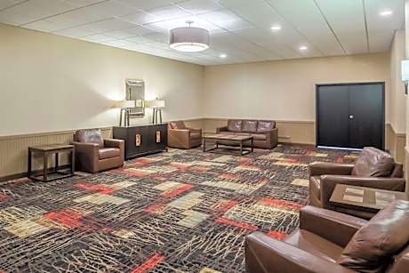 Ramada by Wyndham Grand Forks