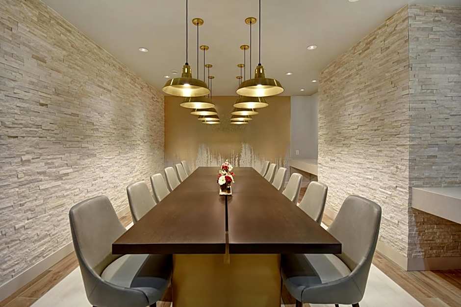 Embassy Suites by Hilton Raleigh Durham Research Triangle