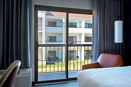 Room, 1 King Bed with Sofa bed (Hearing Accessible) (1 King Bed and 1 Double Sofa Bed)