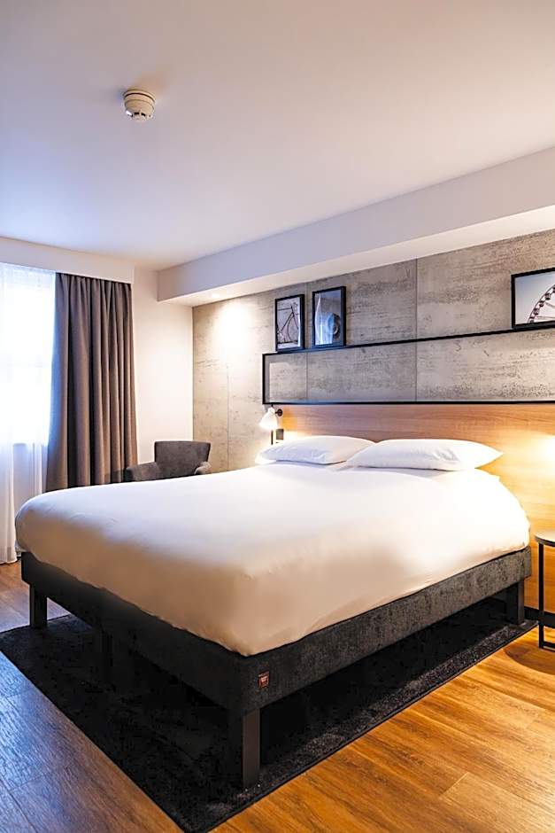 ibis Coleraine Riverside