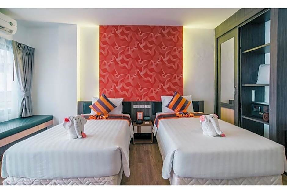 iCheck inn Chill Patong