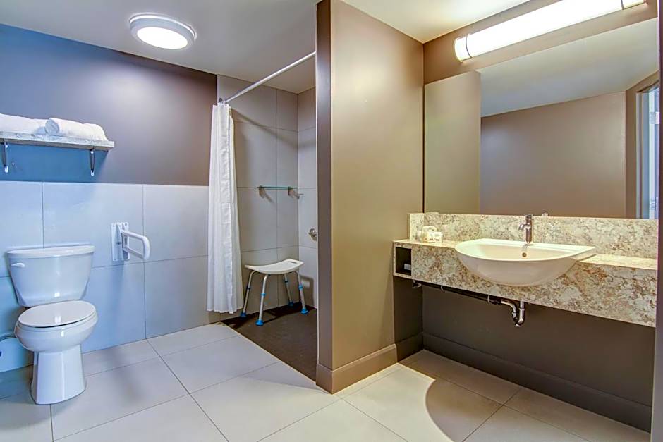 Motel L'Avenue du Pont