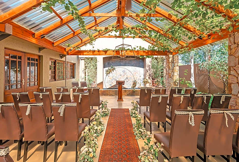 Afrique Boutique Hotel O.R. Tambo