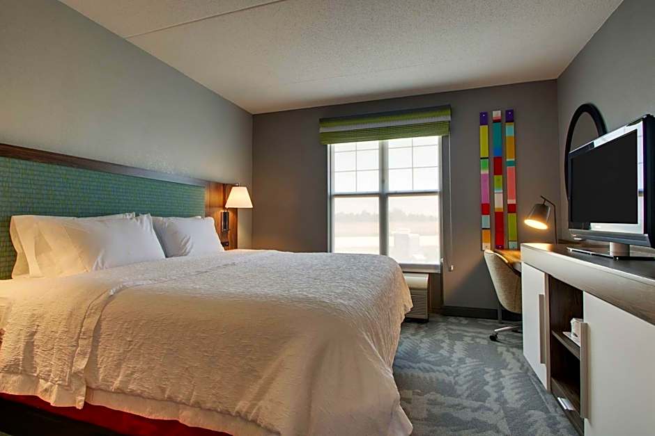 Photo 1 of 4 of 1 Bedroom 1 King Bed Suite
