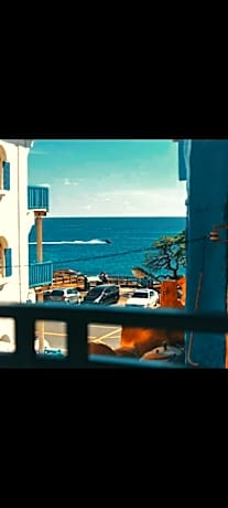 Kenting Family Room恆春鎮海景別墅，家庭四人房，浴缸乾濕分離，步行沙灘三分鐘