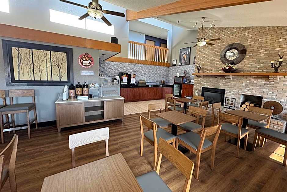 AmericInn by Wyndham Albert Lea