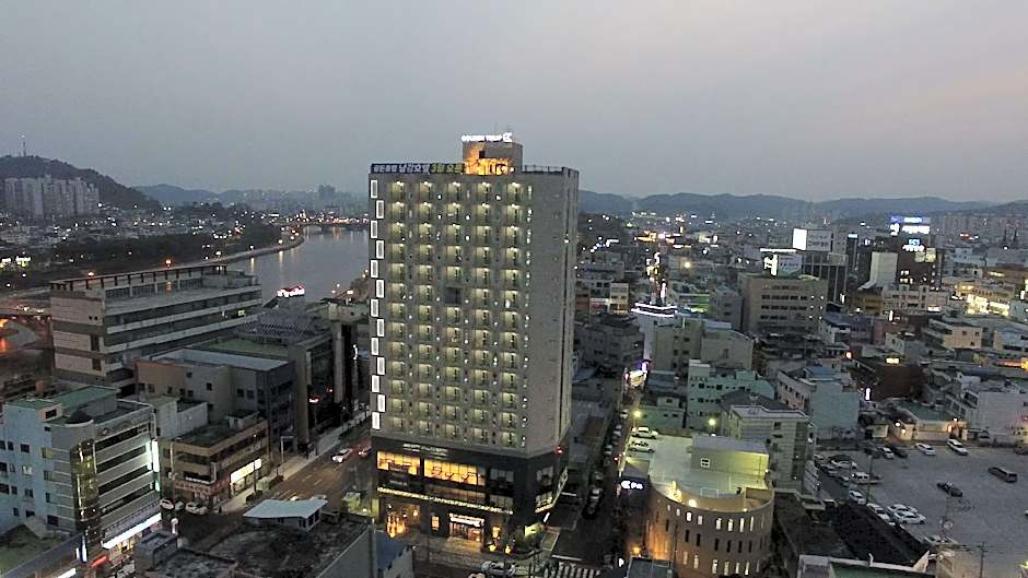 GOLDEN TULIP ESSENTIAL NAMGANG