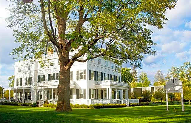 Topping Rose House