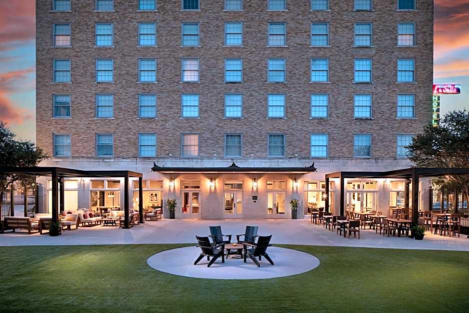 The LaSalle Hotel, Bryan College Station, a Tribute Portfolio Hotel