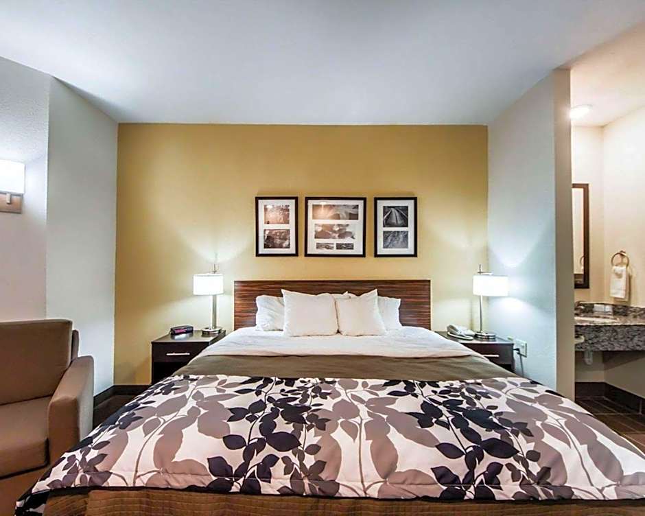 Sleep Inn & Suites
