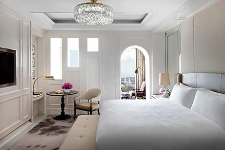 Club Junior Ocean View Suite