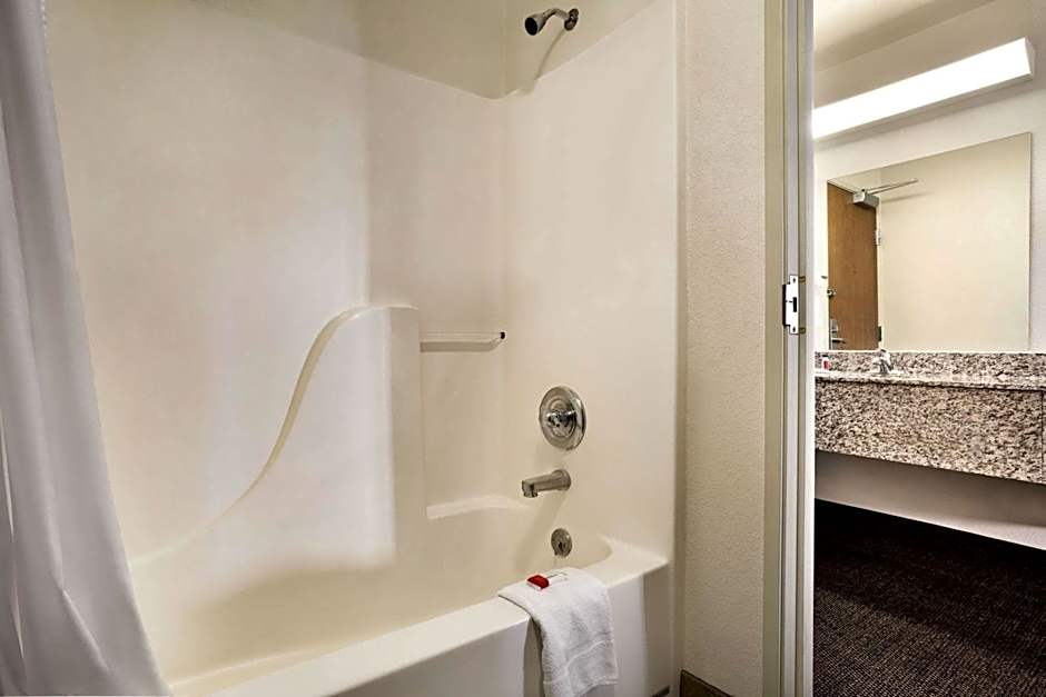 Travelodge by Wyndham Cheyenne