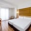 Hotel Virgen de los Reyes