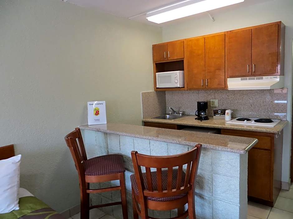 Super 8 by Wyndham South Padre Island