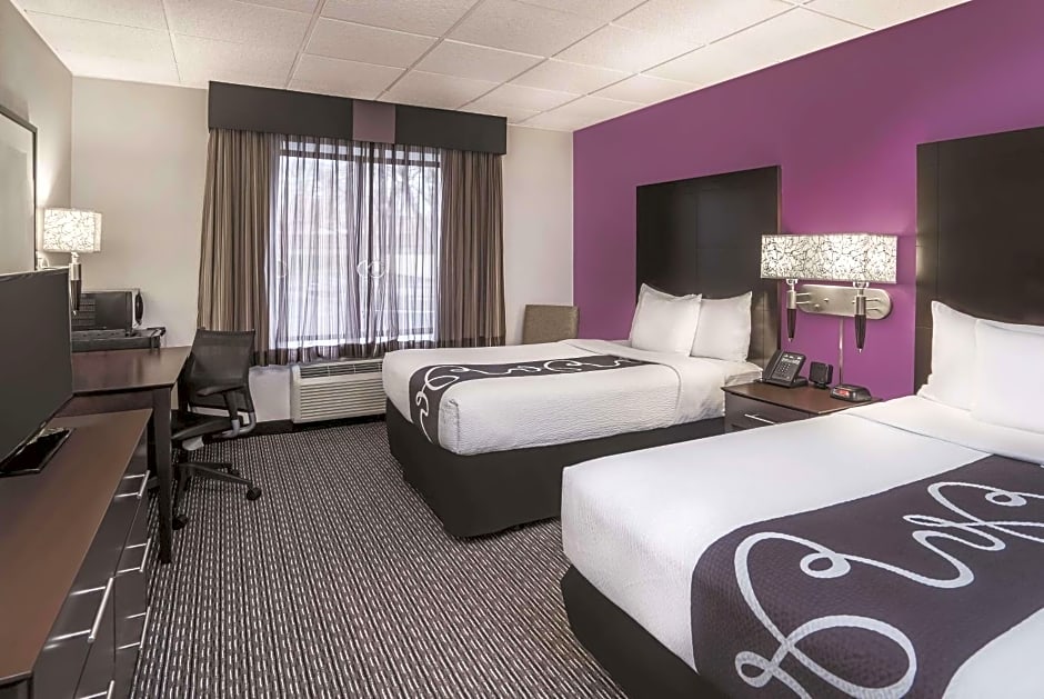 La Quinta Inn & Suites by Wyndham Las Vegas Summerlin Tech