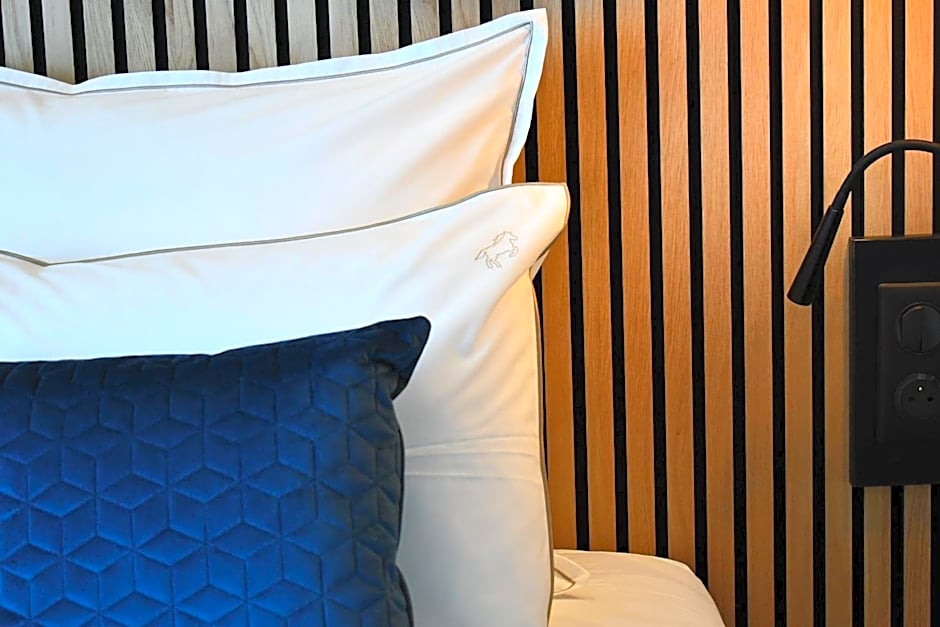 Le Cheval Blanc - Lac du Der - Logis Hotel