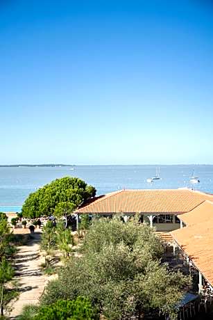 Double Room with Balcony and Sea View