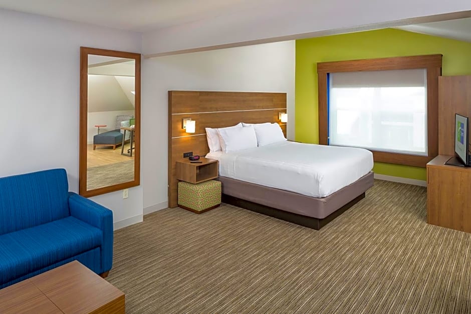Holiday Inn Express Hotel & Suites White River Junction By IHG
