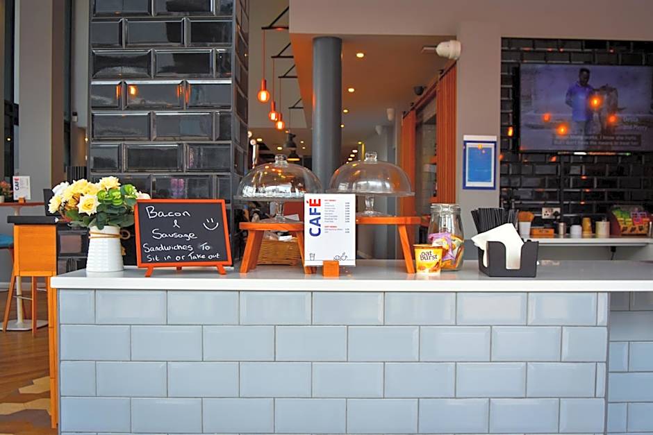 Holiday Inn Express Leeds City Centre - Armouries By IHG