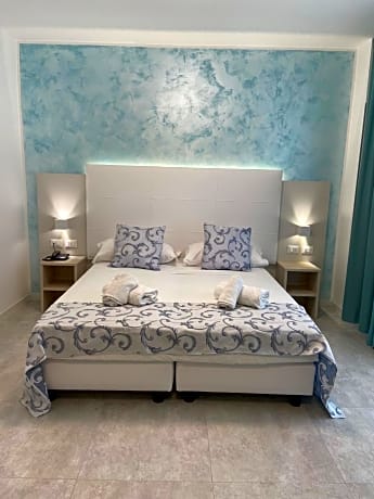 Superior Family Room