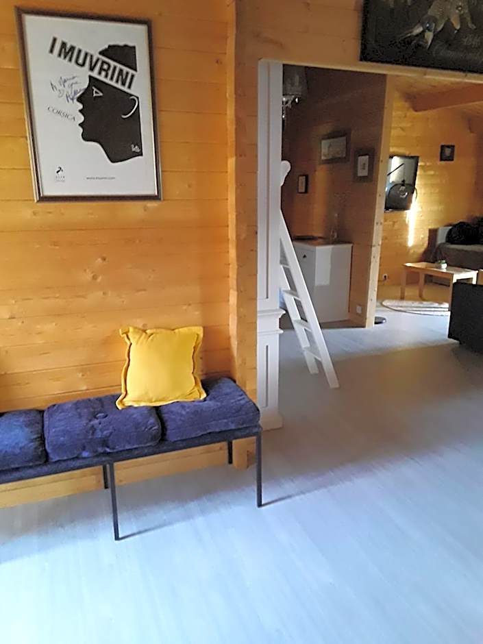 Les Chalets De Lozzi