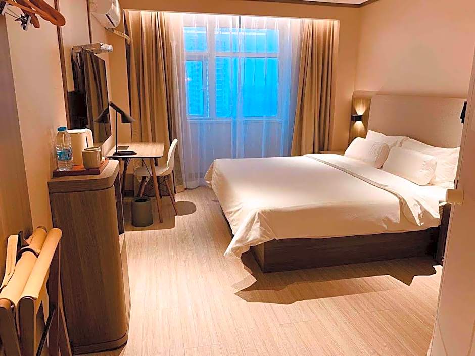 Hanting Hotel Luoyang Railyway Station