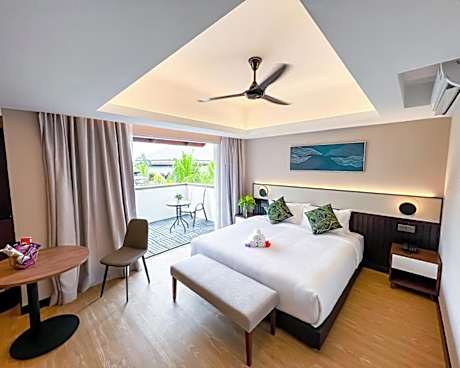 Executive King Sea View