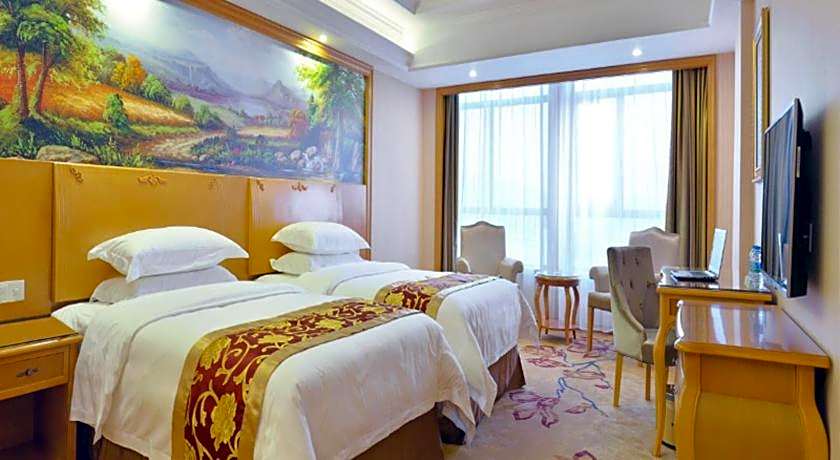 Vienna International Hotel Meizhou Spindle Bridge Branch