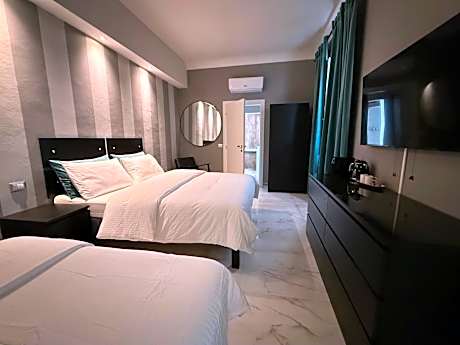 Triple Room with Private Bathroom