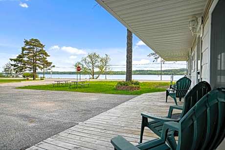 South Arm Retreats Motel