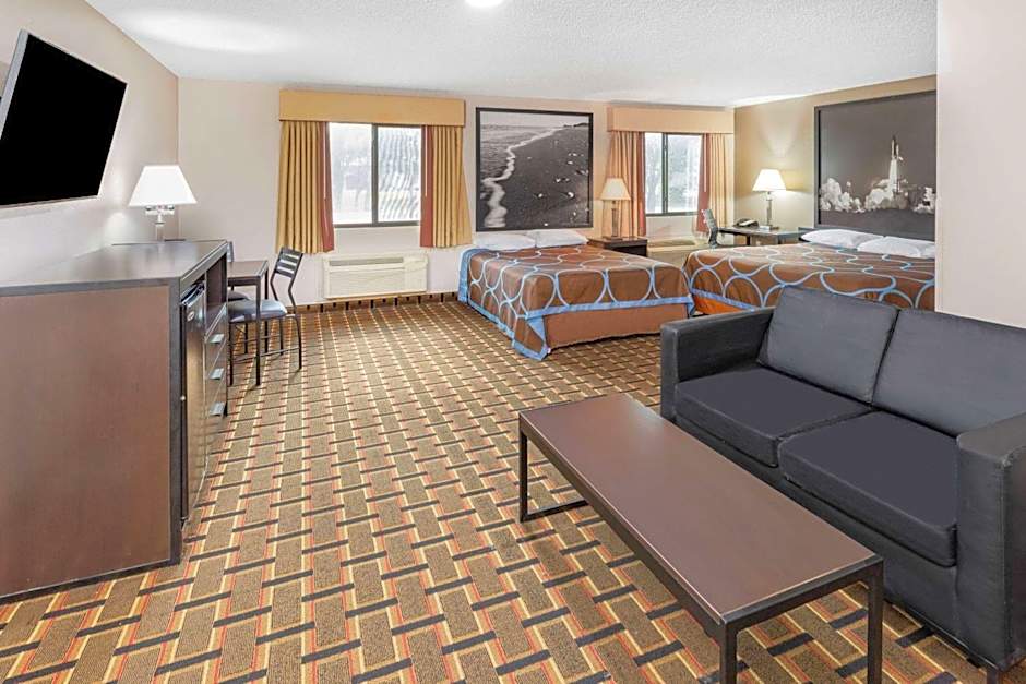 Super 8 by Wyndham League City/Kemah Area