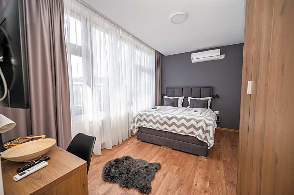 Modern and Bright Apartments - Main Street