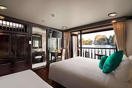 Family Suite Connecting Private Balcony