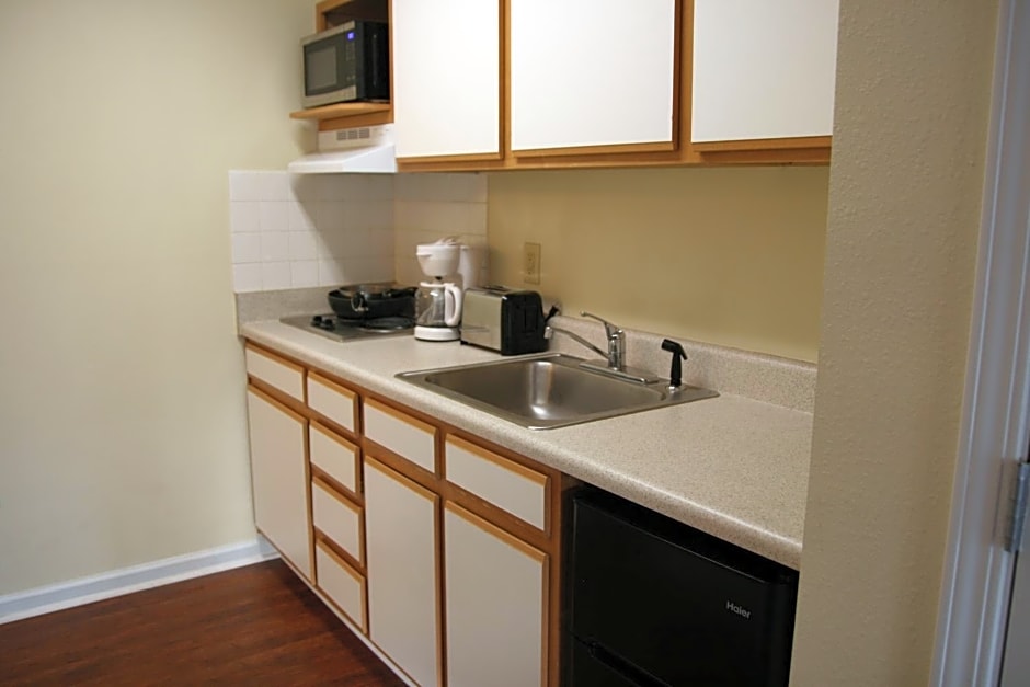 Affordable Suites Rocky Mount