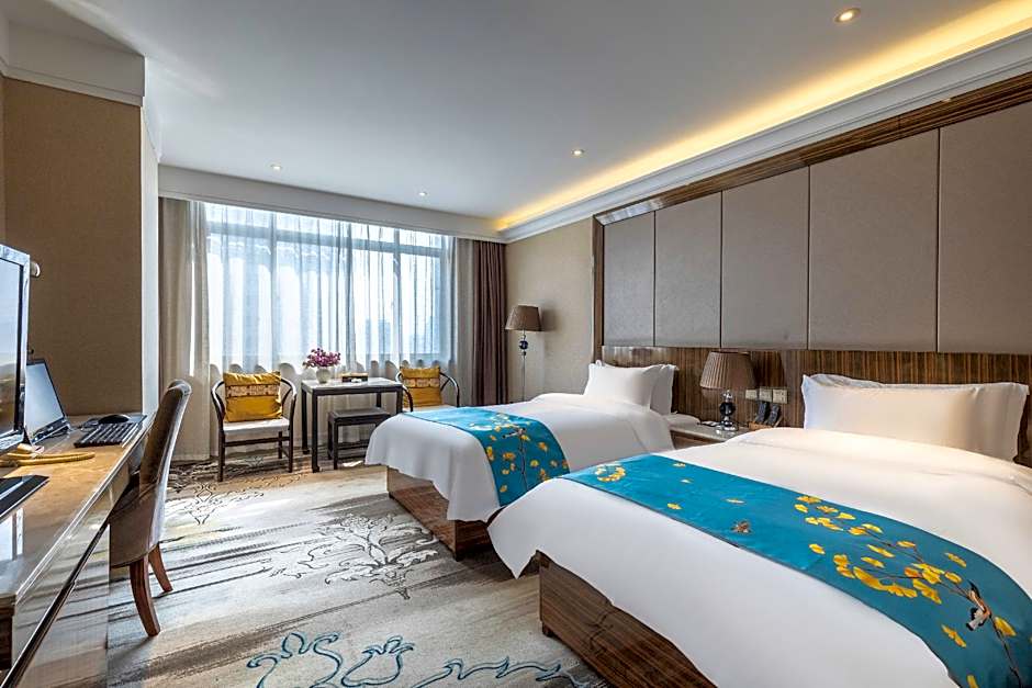 Greentree Eastern Huainan Guangchang Road Hotel