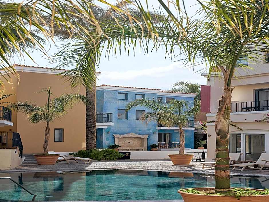 Grecotel Plaza Beach House