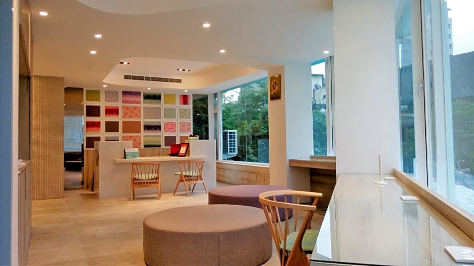 Shin Sei Bashi Hotel