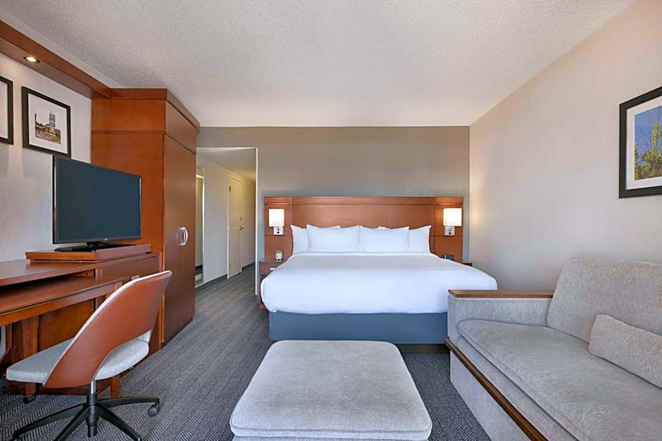 Courtyard by Marriott Greenville