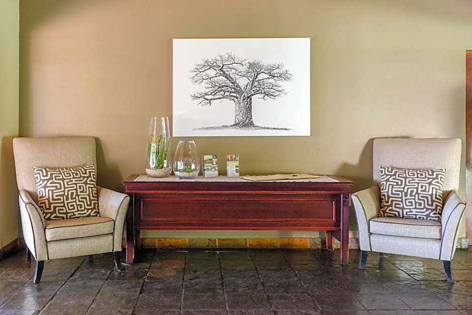 Mongena Private Game Lodge
