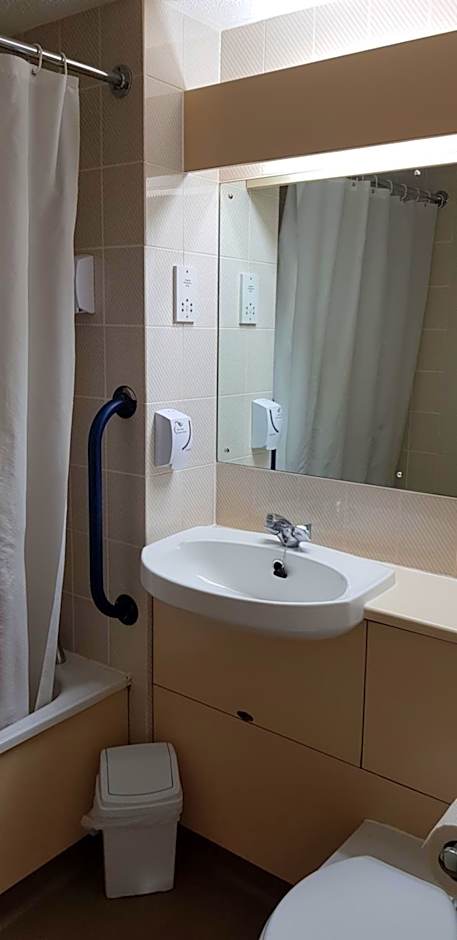 Redwings Lodge Dunstable