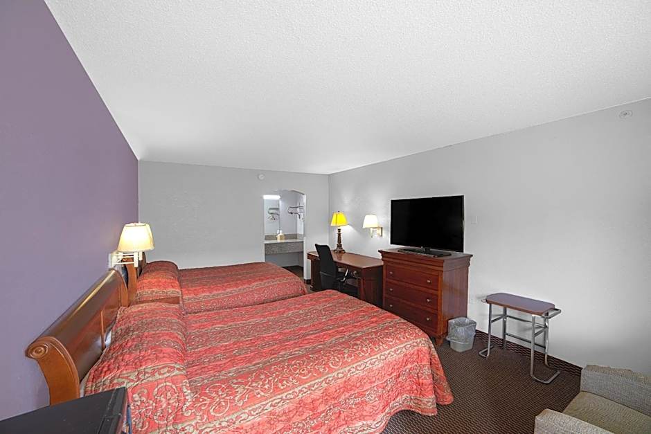 Masters Inn Selma Smithfield I-95 By OYO