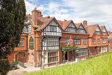 The Crown Manor House Hotel