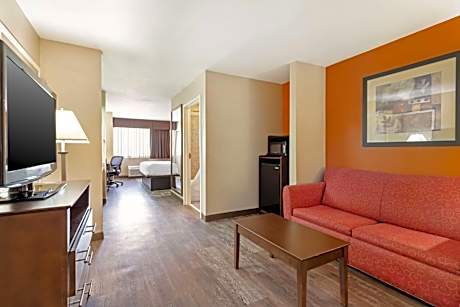 King Suite with Sofa Bed - Upper Floor/Interior Entrance