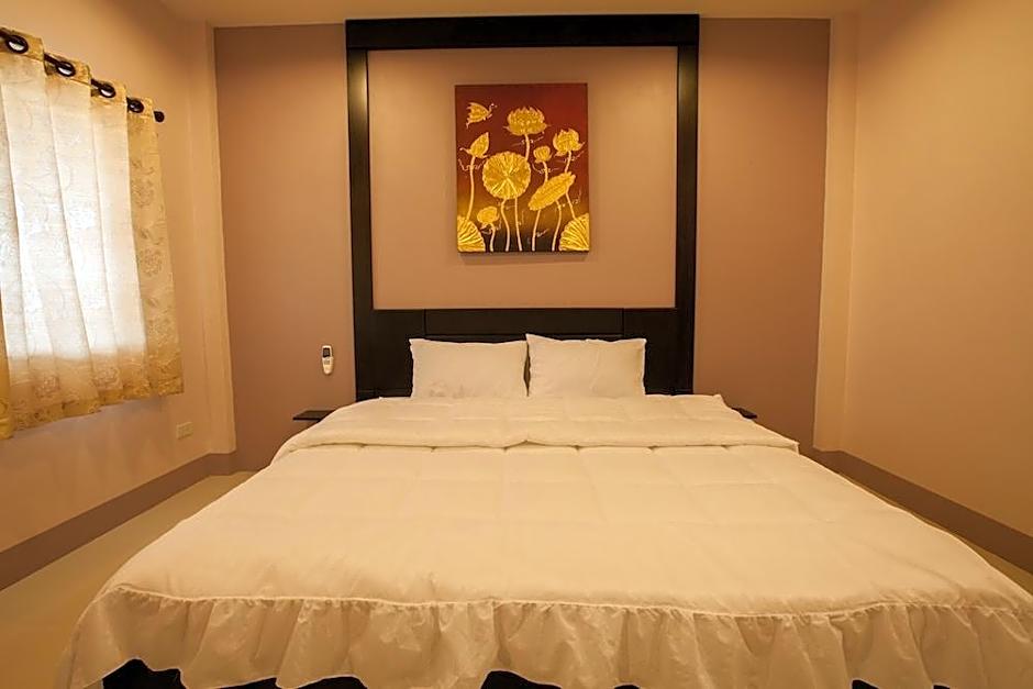 Chiangkham Grand Villa