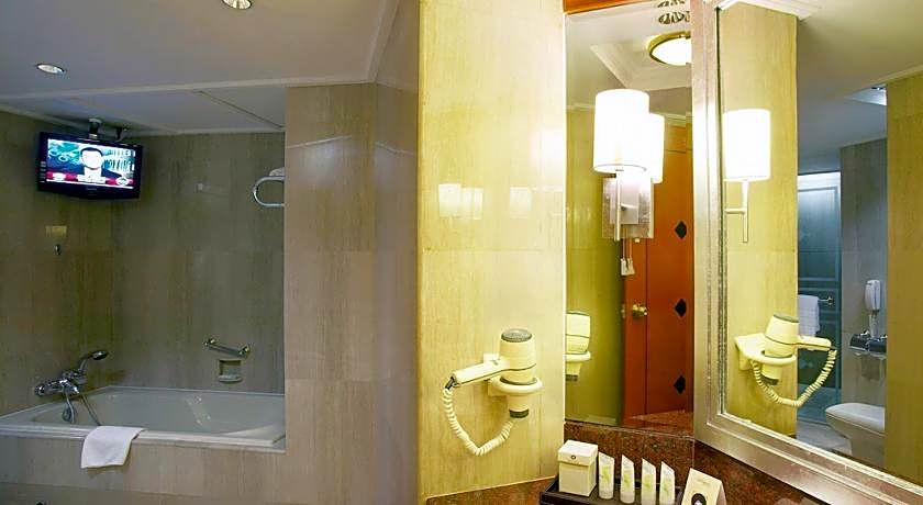 Pullman Khon Kaen Raja Orchid Hotel