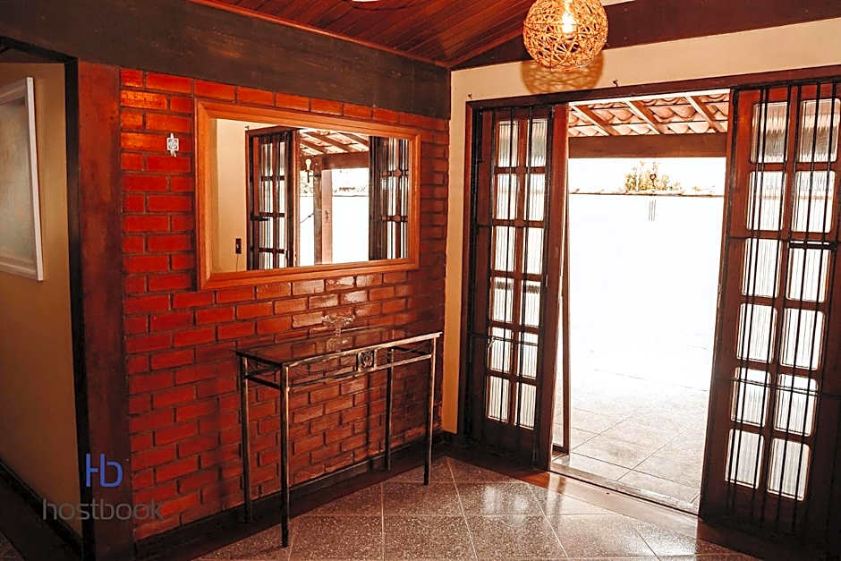 Casarão do Bosque a 200 m da praia | ROUR218