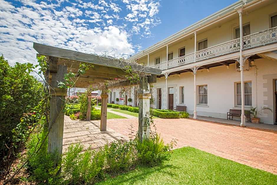 Denison Boutique Hotel