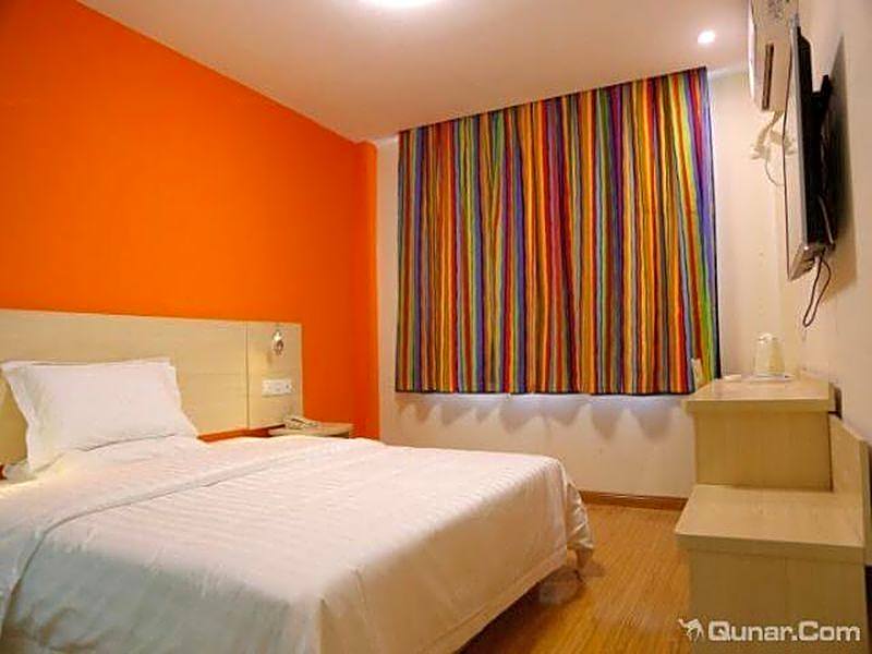 7 Days Inn Kaifeng Daliang Men Branch