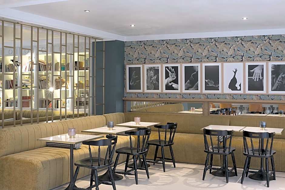 Petit Palace Puerta de Triana